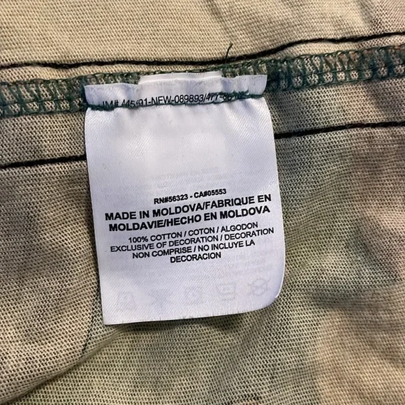 Nike Camo T-Shirt Nike Sportswear The Nike Tee Size XXL - Picture 7 of 8